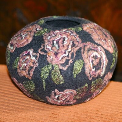Black Bowl with Pink Roses